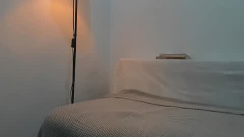 cuteeboy online show from February 2025 03:32:02 PM