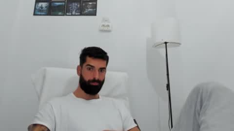 cuteeboy online show from October 2025 06:49:01 AM