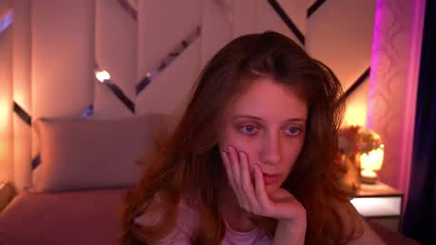 Snapshot of cuteefoxy chatting on May 2026 01:05:02 PM Foxy online show from May 2026 01:05:02 PM