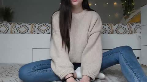 Anna online show from November 2025 11:32:01 AM