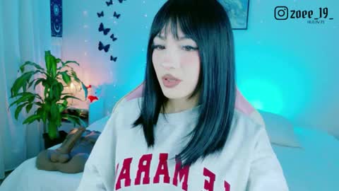 Snapshot of cuteezoe chatting on May 2026 04:19:02 AM Zoe online show from May 2026 04:19:02 AM