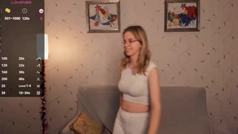 Melisa online show from December 2025 08:05:01 PM