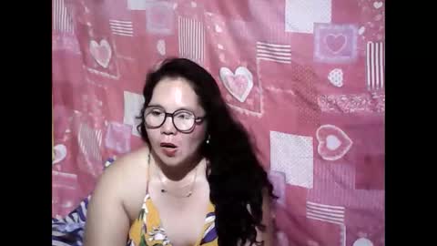 Snapshot of cutehornymom chatting on May 2026 04:47:01 PM cutehornymom online show from May 2026 04:47:01 PM