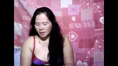 Snapshot of cutehornymom chatting on June 2026 07:19:02 PM cutehornymom online show from June 2026 07:19:02 PM