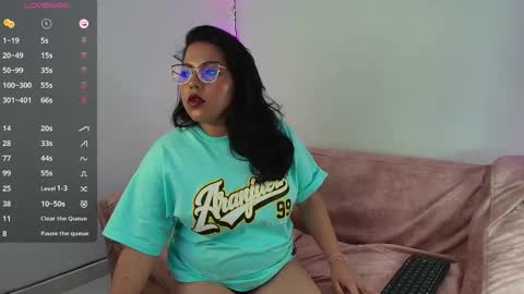 Snapshot of cutejess45 chatting on March 2025 07:10:01 AM tell me jess   online show from March 2025 07:10:01 AM