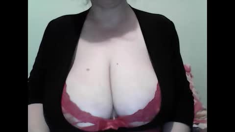 Jessy online show from January 2025 09:33:02 AM