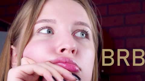 Rina online show from November 2025 05:29:02 AM