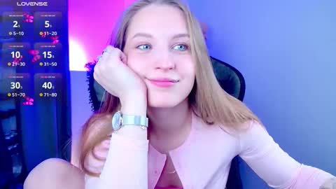 Snapshot of cutemousee chatting on February 2026 06:40:02 AM Rina online show from February 2026 06:40:02 AM