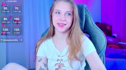 Snapshot of cutemousee chatting on February 2026 05:45:01 AM Rina online show from February 2026 05:45:01 AM