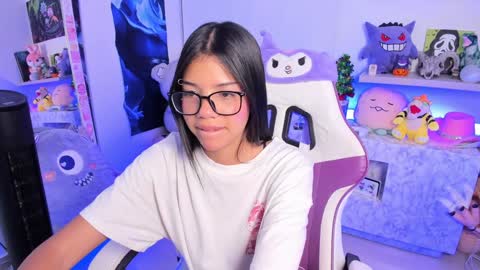 Snapshot of cutestephuwu chatting on December 2024 11:47:02 PM  - independent model online show from December 2024 11:47:02 PM