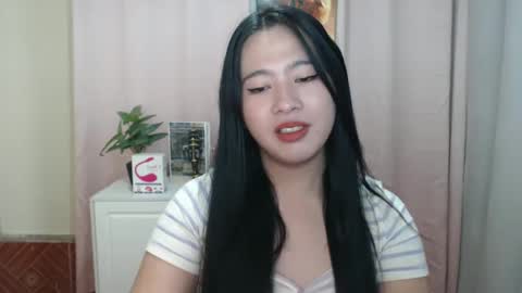 cutie_asianwoman online show from December 2024 06:37:02 PM