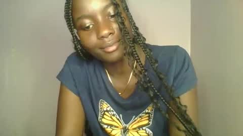 cutie_choco online show from October 2025 07:27:01 PM