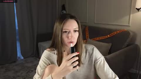 Kate online show from November 2025 08:15:01 AM