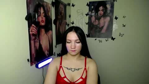 Emma online show from October 2025 06:51:01 PM