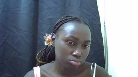 Snapshot of cuttey_slim22 chatting on May 2026 04:14:02 PM cuttey_slim22 online show from May 2026 04:14:02 PM