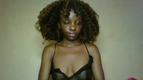 cutty_teshy online show from March 2025 12:05:02 PM