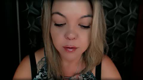 Snapshot of cyberdomme chatting on September 2025 11:39:02 PM Full time mean bitch. online show from September 2025 11:39:02 PM