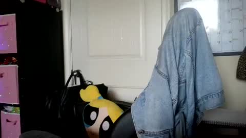 Snapshot of cyndylouwho chatting on April 2026 03:49:02 PM Cyndy Lou Who online show from April 2026 03:49:02 PM