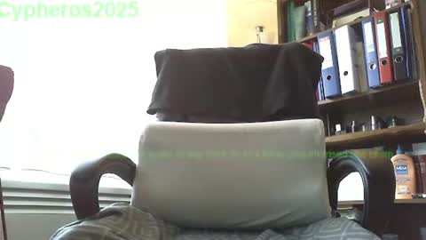 Snapshot of cypheros2025 chatting on January 2025 08:03:01 AM Chris online show from January 2025 08:03:01 AM