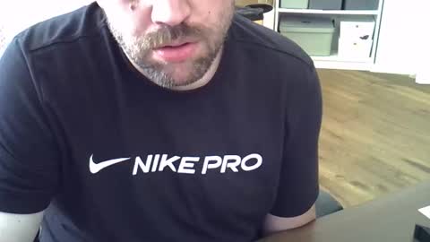 cyrsug online show from May 2026 10:52:02 AM