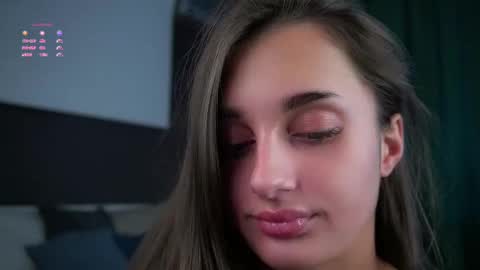 Isabella online show from March 2025 07:19:01 AM