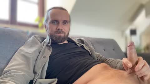 Snapshot of d0n_gi0vanni chatting on March 2025 11:28:01 AM d0n_gi0vanni online show from March 2025 11:28:01 AM