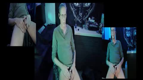 Snapshot of d_j_strokes chatting on January 2026 04:39:02 AM Dave online show from January 2026 04:39:02 AM