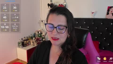 Snapshot of d_martii chatting on March 2025 08:23:02 PM Mia online show from March 2025 08:23:02 PM