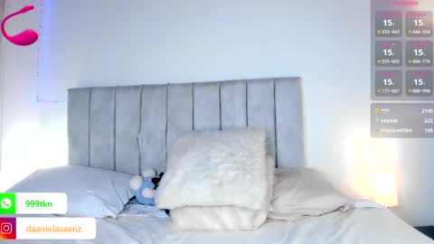 Snapshot of daani_saenzz chatting on March 2025 02:51:02 AM Daniela Saenz online show from March 2025 02:51:02 AM