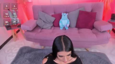 Daniela  online show from October 2025 12:06:01 PM