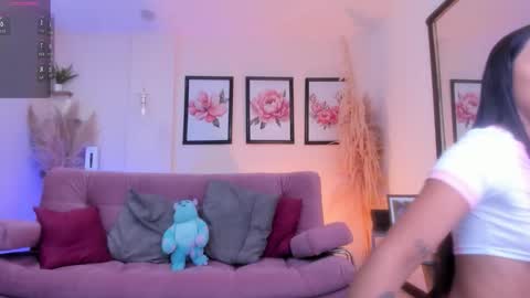 Daniela  online show from January 2026 11:04:01 AM