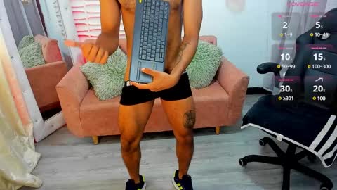 Mauricio online show from February 2025 08:47:02 PM