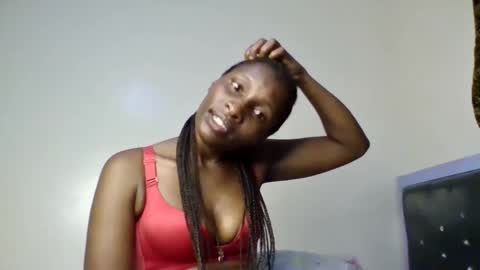Snapshot of daddies_lover chatting on May 2026 06:46:01 PM Goddess online show from May 2026 06:46:01 PM