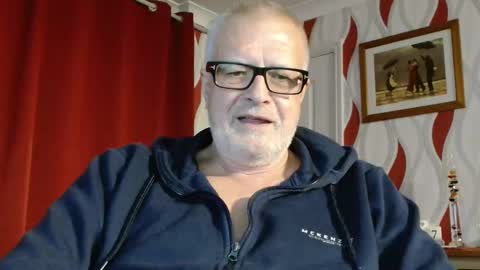 Brian ... online show from October 2025 08:06:02 PM