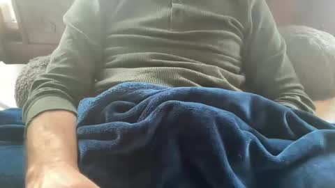 Snapshot of daddnextdoor chatting on February 2025 04:04:02 PM daddnextdoor online show from February 2025 04:04:02 PM