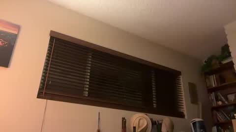 Snapshot of daddy341177 chatting on December 2024 01:17:01 PM daddy341177 online show from December 2024 01:17:01 PM