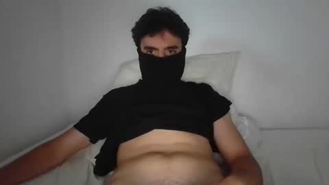 Snapshot of daddyl_e_s chatting on June 2026 07:29:01 PM daddyl_e_s online show from June 2026 07:29:01 PM