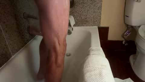 Snapshot of daddyontherd chatting on October 2025 08:13:01 AM EOnTheRd online show from October 2025 08:13:01 AM