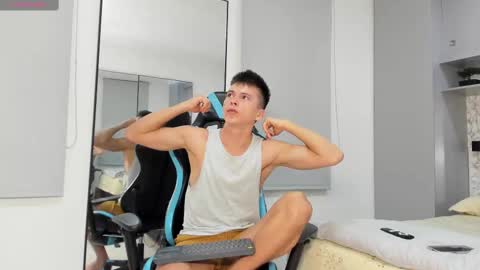 Snapshot of daddyrich4u chatting on September 2025 12:48:02 AM daddyrich4u online show from September 2025 12:48:02 AM