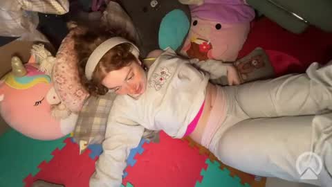 Snapshot of daddysdollhouse chatting on May 2026 05:26:02 AM Saoirse online show from May 2026 05:26:02 AM