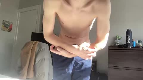 Snapshot of daddysfavorite01 chatting on January 2026 04:22:01 PM daddys boy online show from January 2026 04:22:01 PM