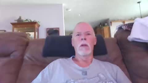 daddysmk online show from November 2025 03:44:02 PM