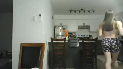 Snapshot of daddysssgoodgirl chatting on October 2025 06:00:01 AM daddys good girl online show from October 2025 06:00:01 AM