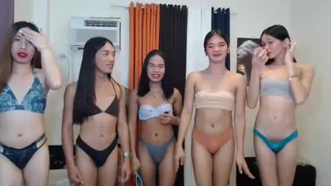 Snapshot of dadysgirl_21 chatting on September 2025 12:18:01 PM dadysgirl_21 online show from September 2025 12:18:01 PM