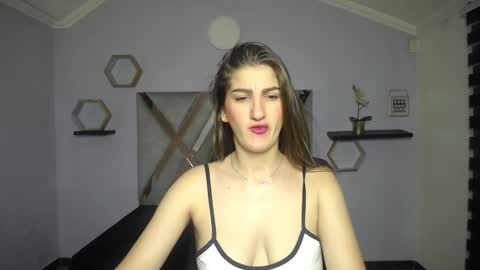 Snapshot of dafne_castro6478 chatting on September 2025 10:31:01 AM Dafne Castro online show from September 2025 10:31:01 AM
