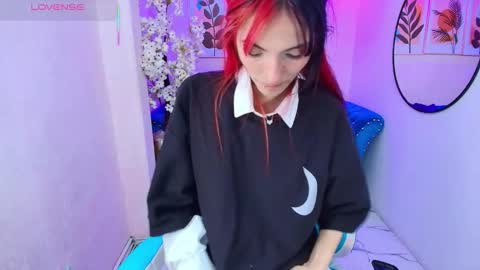 dafne huges online show from October 2025 08:09:02 PM