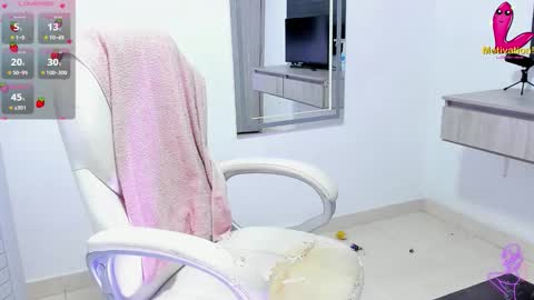 Dahian  online show from November 2025 11:27:02 PM