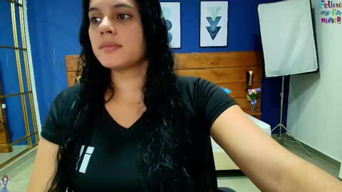  Dahiana  online show from October 2025 08:20:02 PM