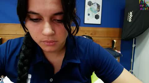  Dahiana  online show from January 2026 07:59:01 PM