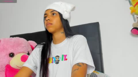 Snapshot of dahiangomezz chatting on December 2024 09:02:01 PM    online show from December 2024 09:02:01 PM